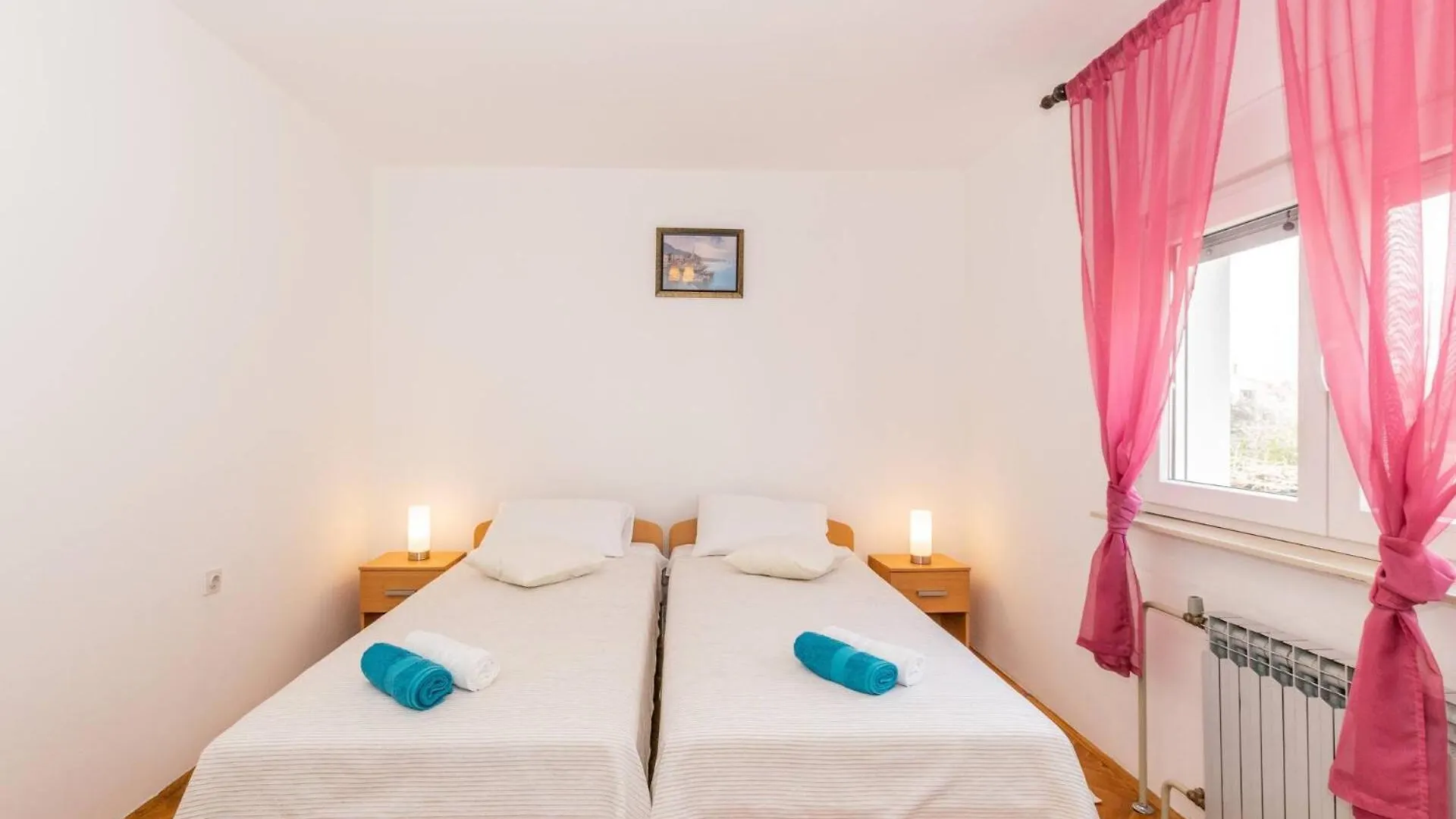 Family House With 2 Apartments - Irma Medulin Gasthof
