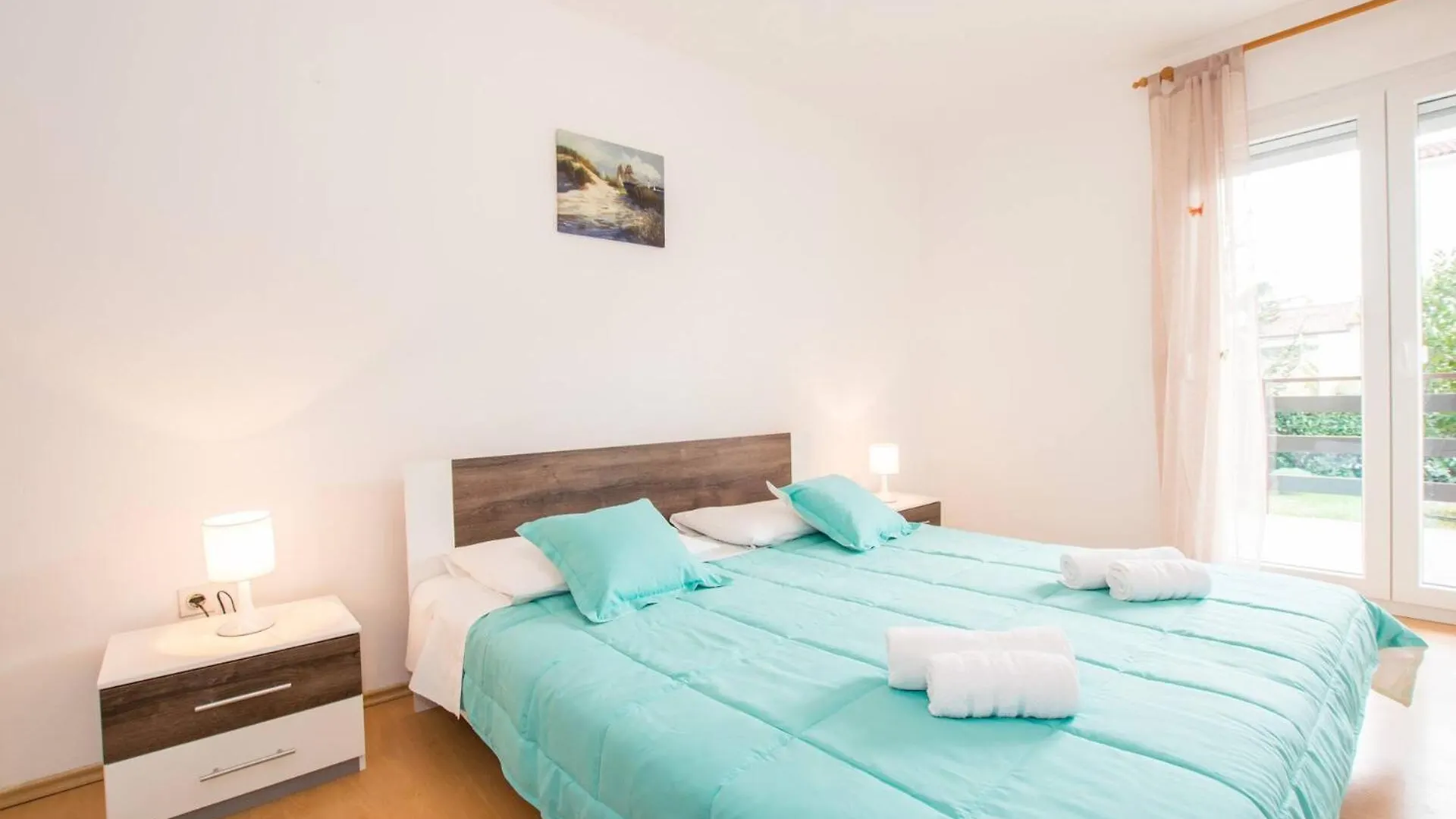 Family House With 2 Apartments - Irma Medulin